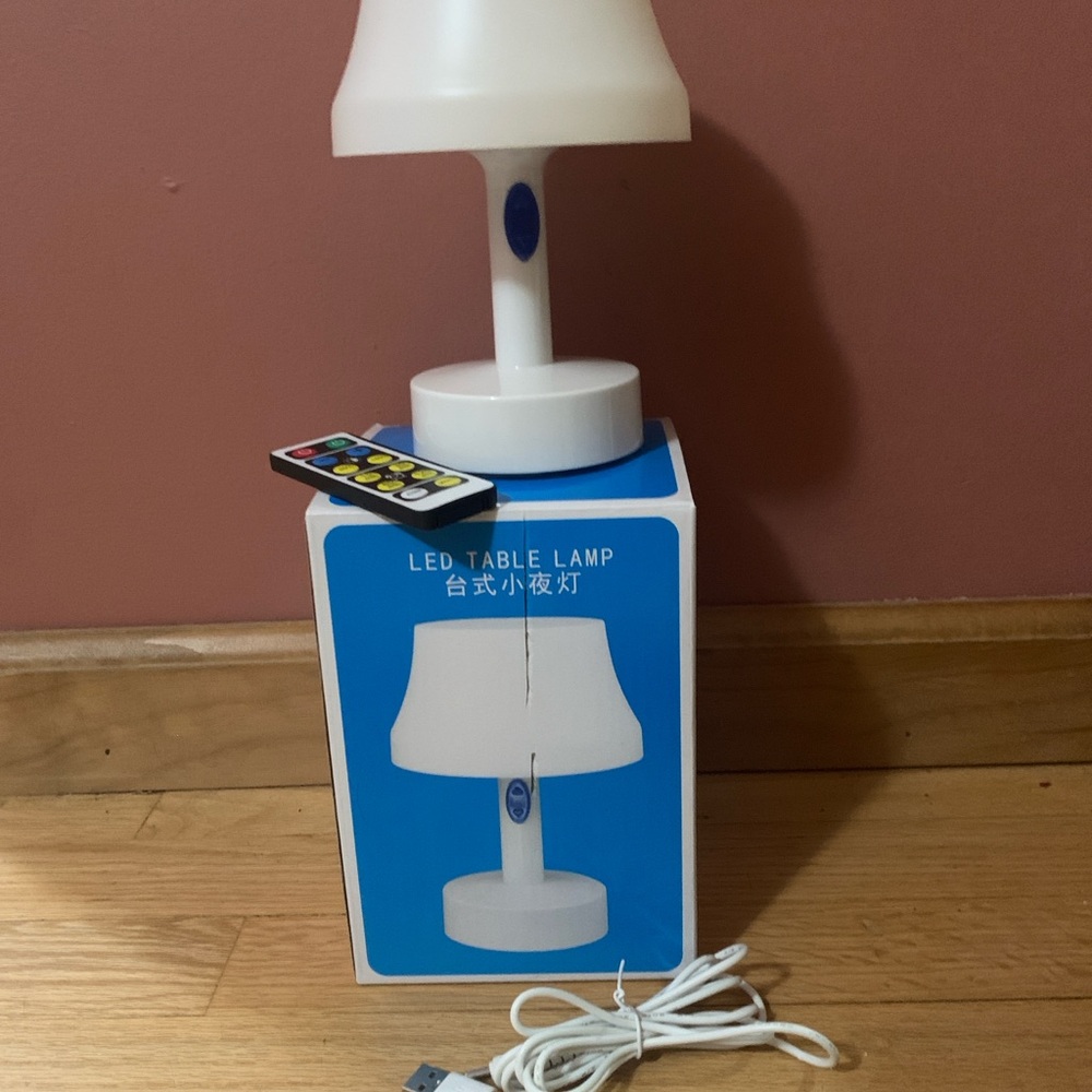 COPY - White LED Table Lamp with Remote